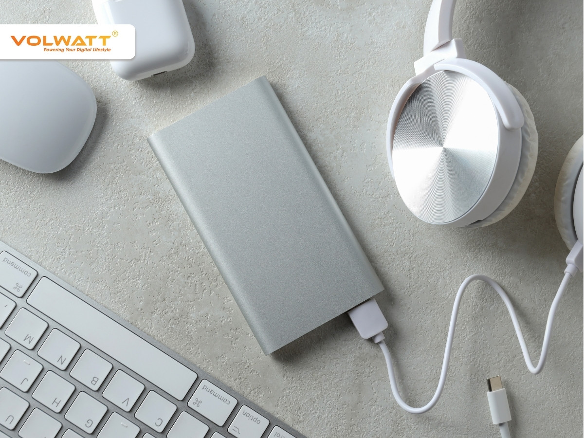 Pin sạc dự phòng là một loại phụ kiện hữu ích
