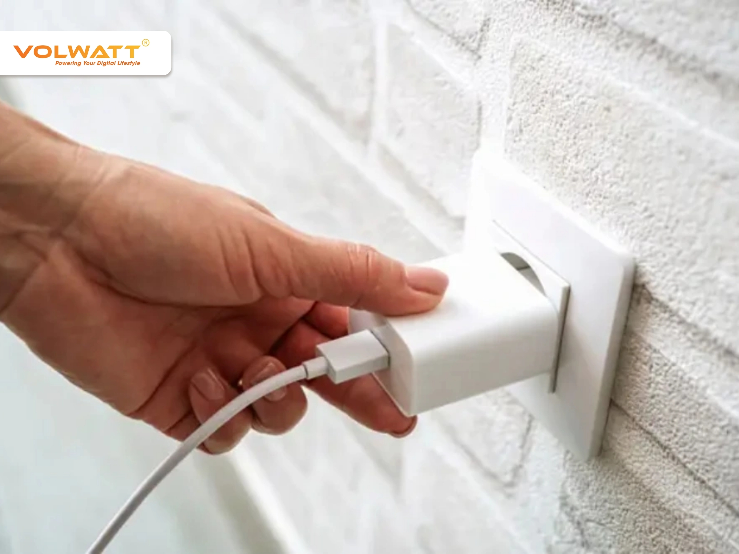 Nguồn điện không ổn định dễ dẫn đến cháy nổ sạc dự phòng