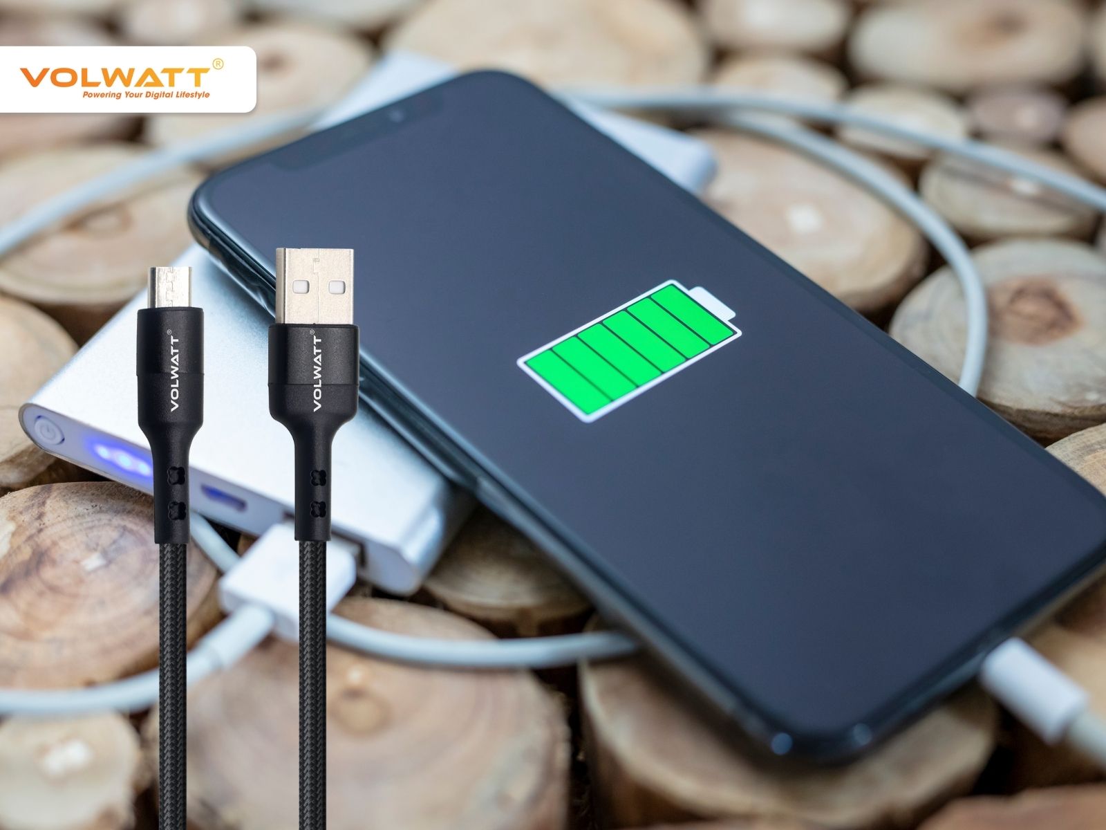 <em>USB-A không đảo chiều và có tốc độ/ công suất hạn chế hơn</em>