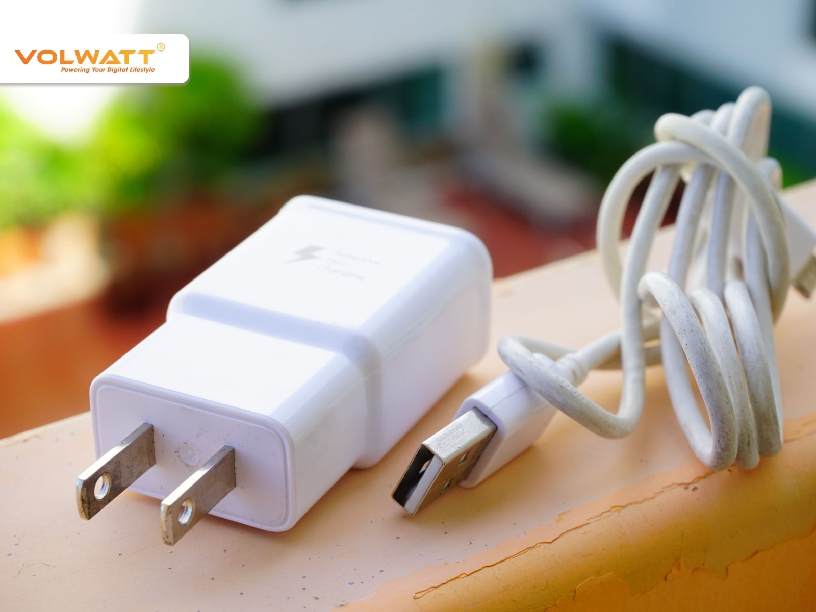 Củ sạc thường với tốc độ chậm và phù hợp thiết bị đời cũ