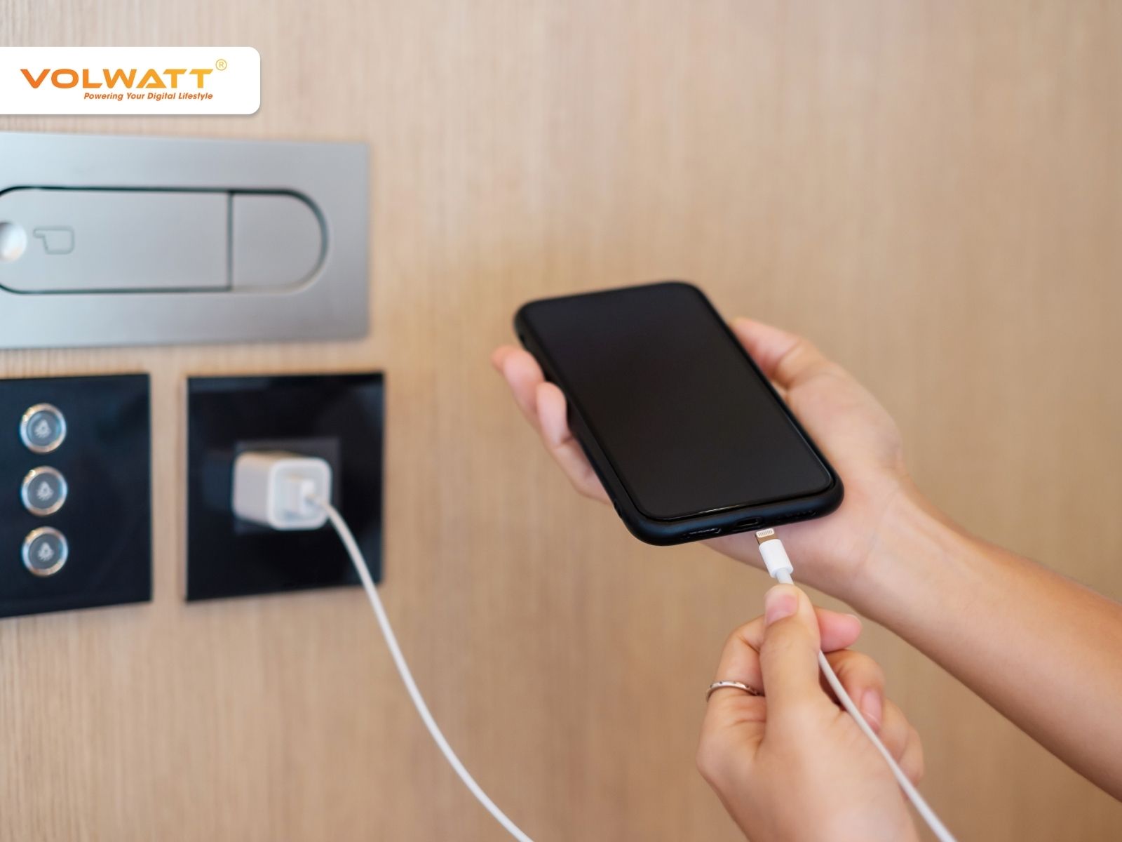 Những hiểu lầm phổ biến khi sạc pin