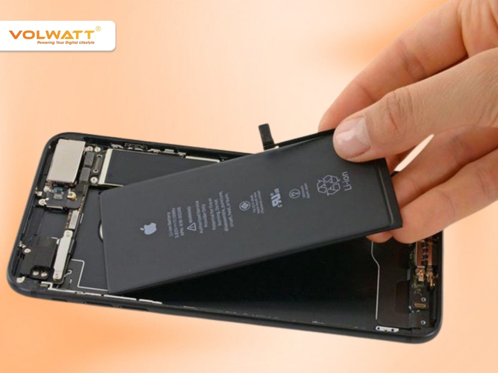 Kiểm tra pin zin iPhone 12 Pro Max tránh rủi ro khi sử dụng