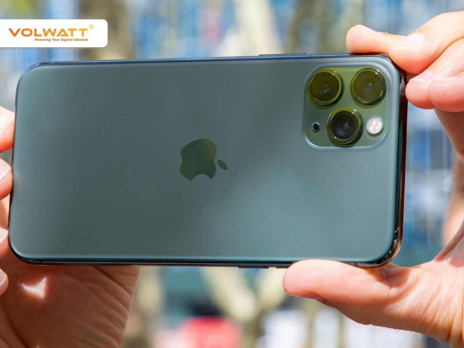 11 Pro Max có khả năng xem video tới 20 giờ