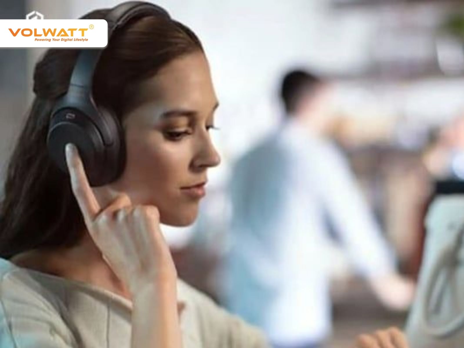 Ambient Sound thu âm môi trường và phát lại cho người dùng