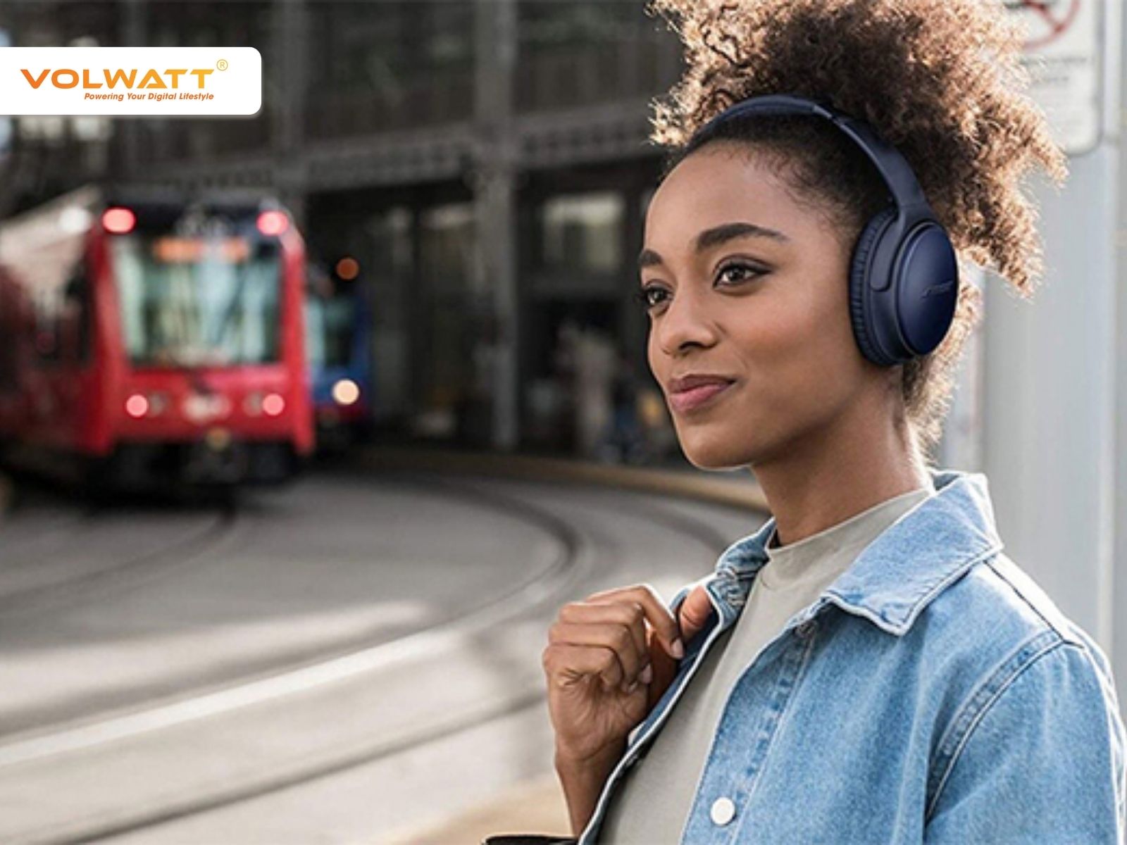 Ambient Sound có nhiều mức để điều chỉnh theo nhu cầu sử dụng