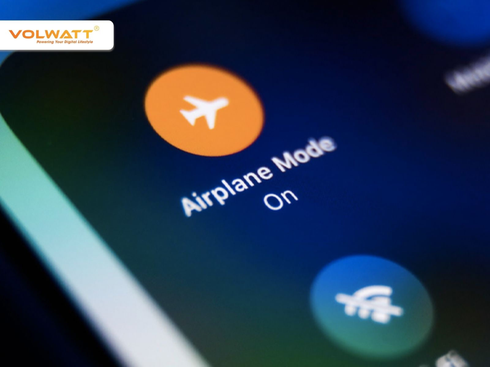 Bật chế độ máy bay giúp điện thoại tiết kiệm pin 