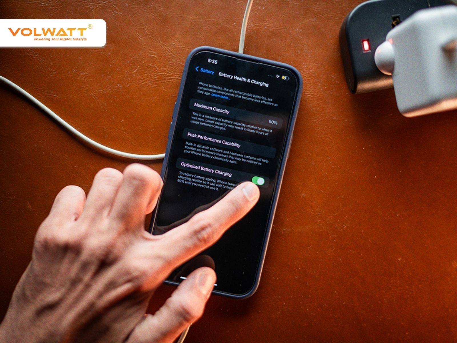 Chế độ Sạc pin được tối ưu hoá giúp pin giữ được dung lượng tốt lâu hơn