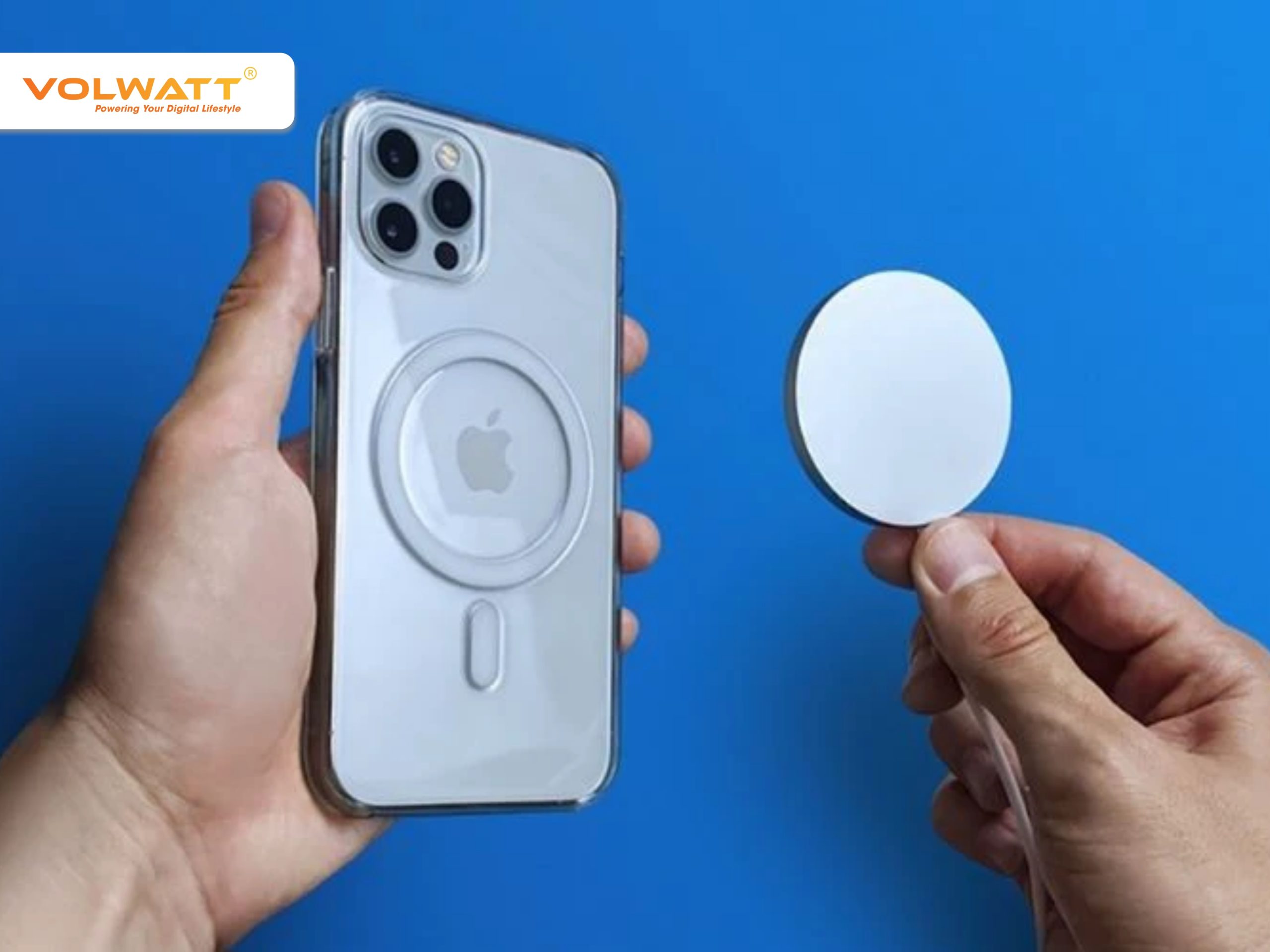 MagSafe là sạc không dây 15W của Apple cho iPhone, bám nam châm chắc chắn và tiện lợi