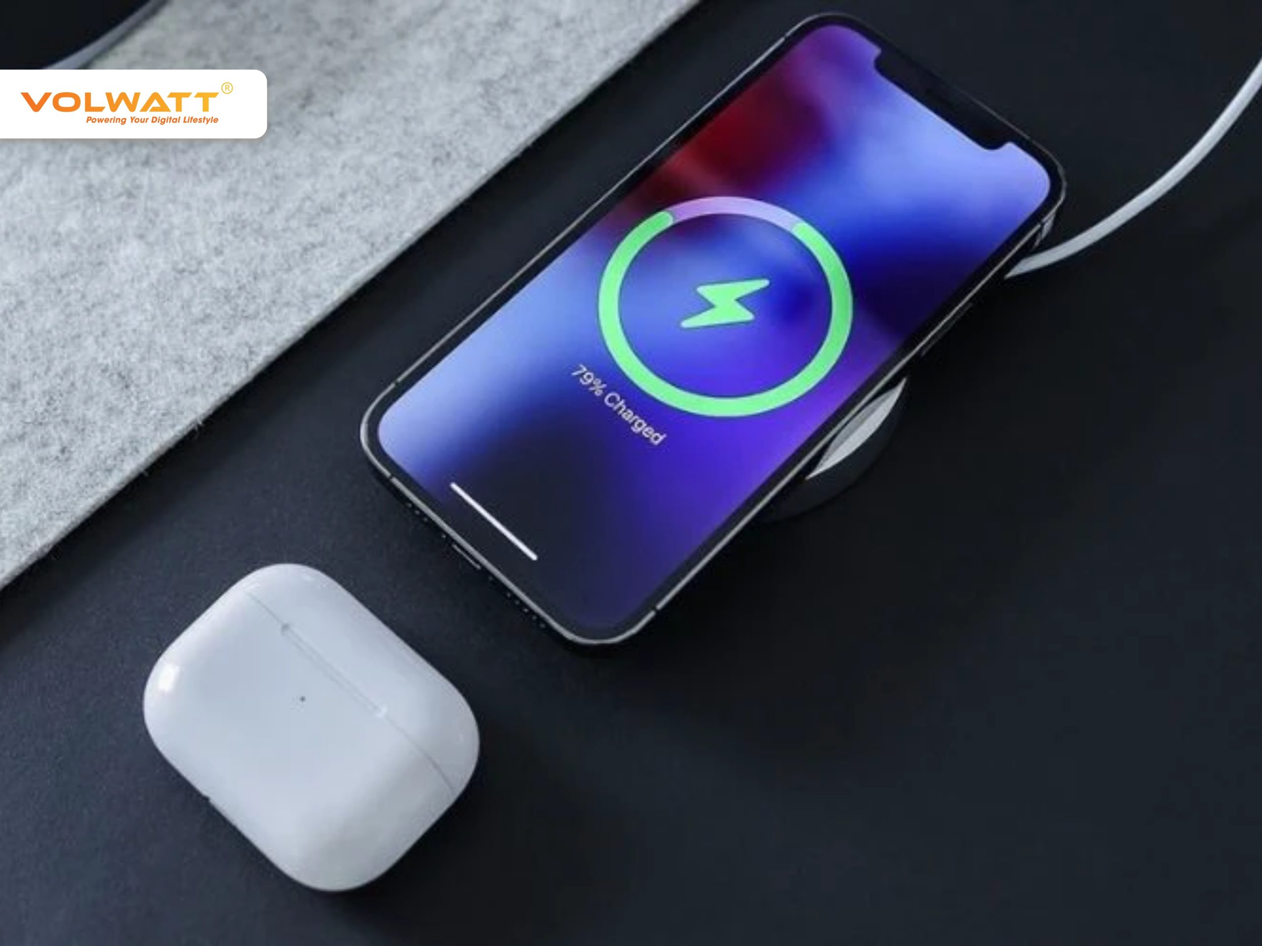 iPhone 12 Mini hỗ trợ sạc nhanh 20W giúp sạc nhanh hơn đáng kể